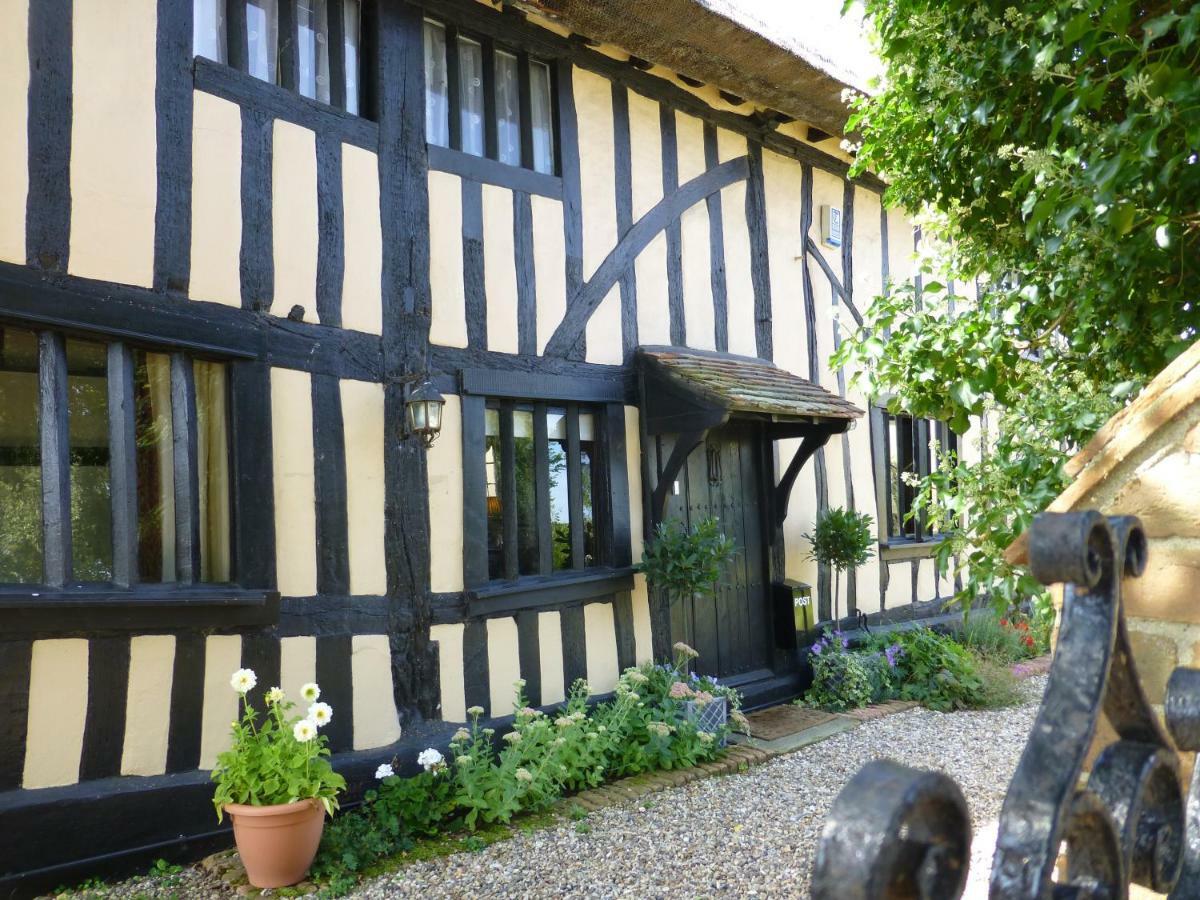 The Greyhound - Historic Former Inn Glemsford Экстерьер фото