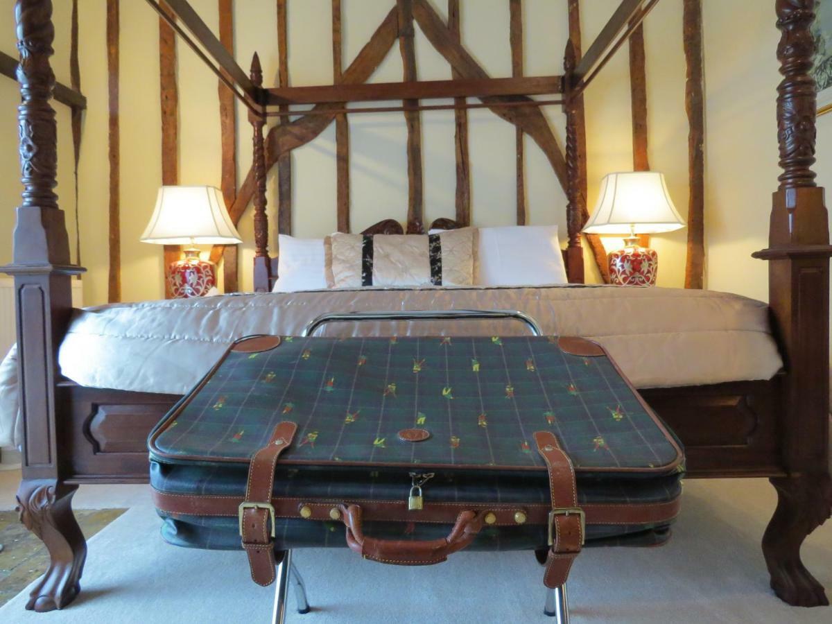 The Greyhound - Historic Former Inn Glemsford Экстерьер фото