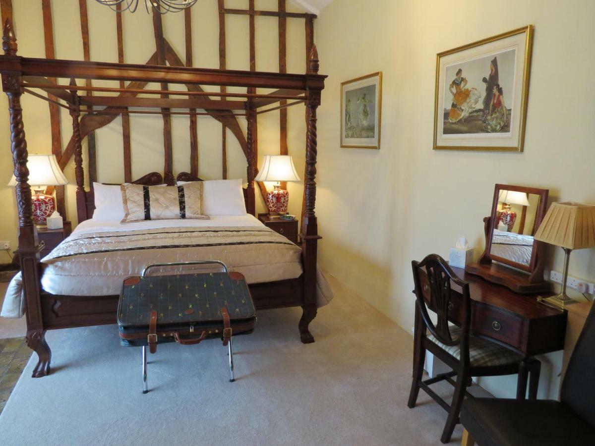 The Greyhound - Historic Former Inn Glemsford Экстерьер фото